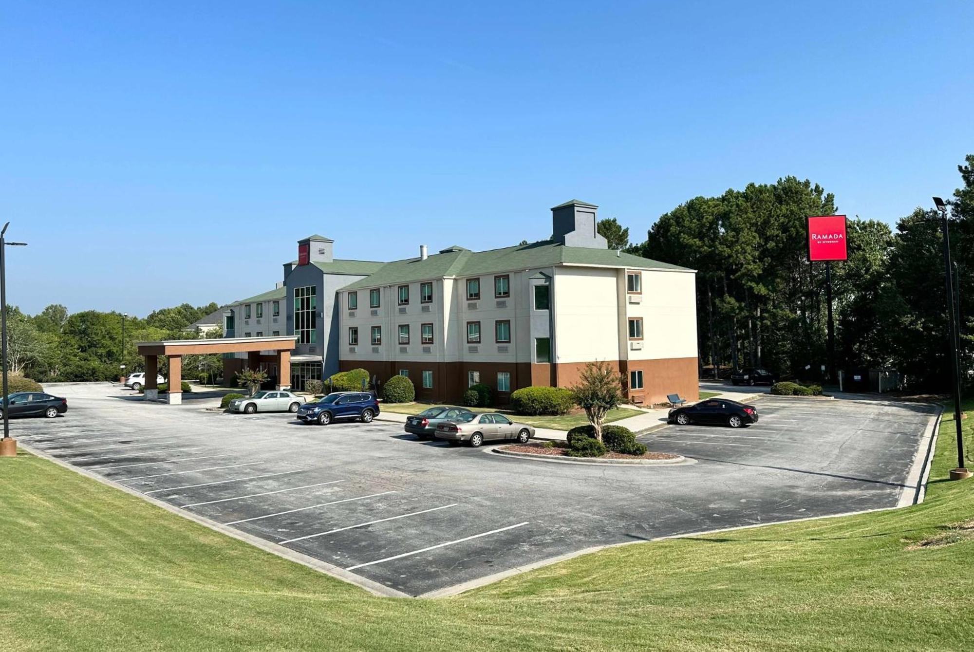 Ramada By Wyndham Lithia Springs Atlanta Hotel Exterior foto