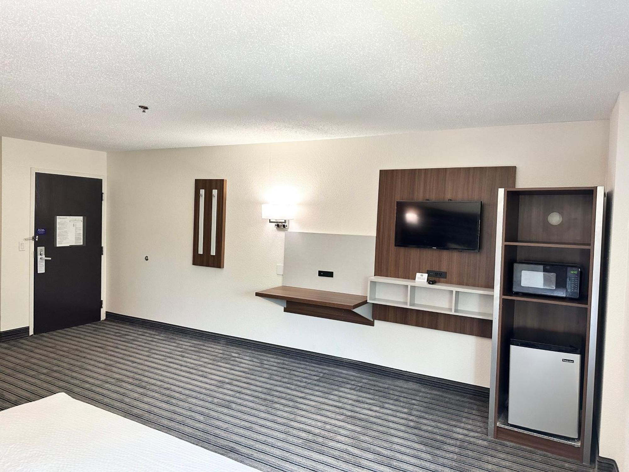 Ramada By Wyndham Lithia Springs Atlanta Hotel Exterior foto
